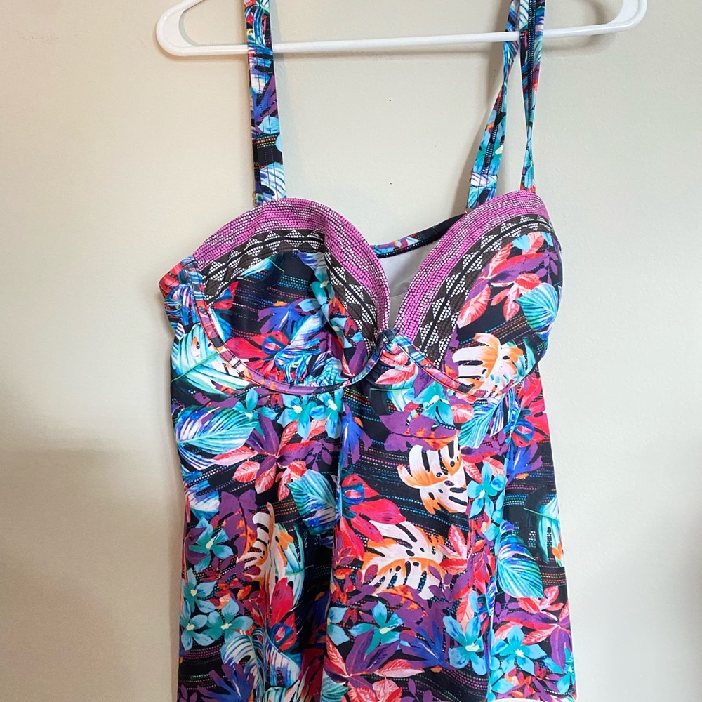 Swimsuits for all- Top